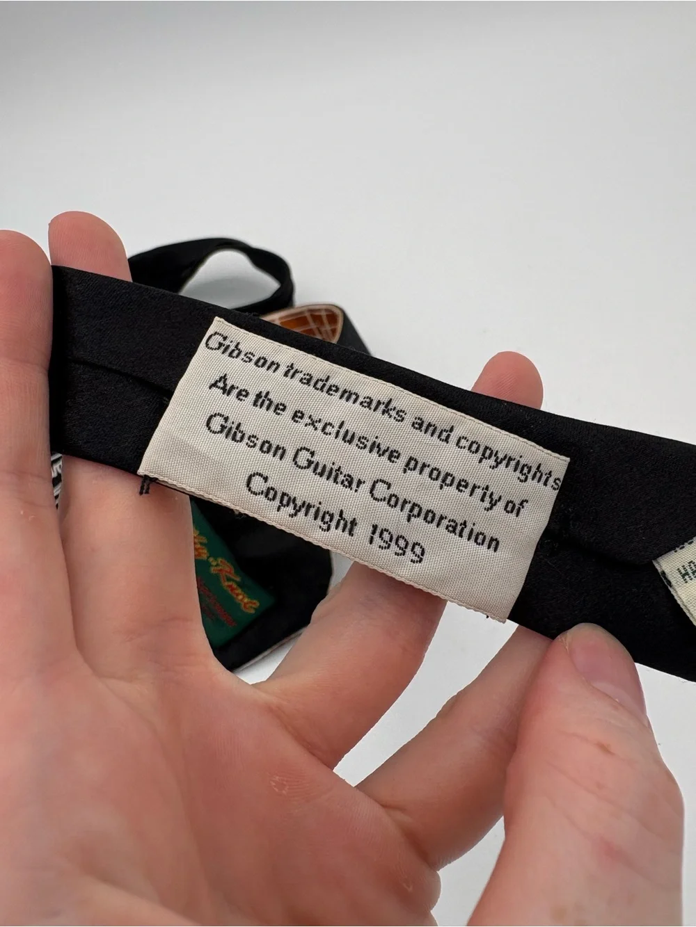 VINTAGE 1999 Guitar Shape Neck Tie Gibson Les Paul Guitar Why-Knot Novelty Music